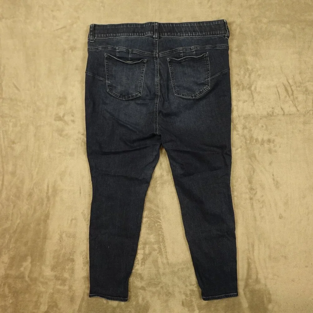 Torrid Bombshell‎ Skinny Jeans - Super Soft Dark Wash | Size 20 Short